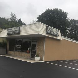 Connie's Cutting Cove