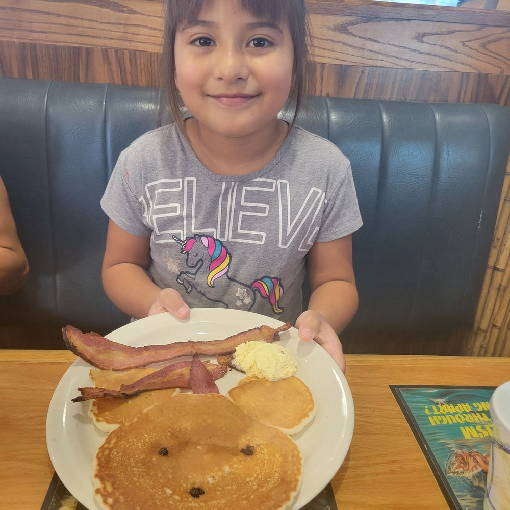 Beach Break Cafe - Kids breakfast pancake - Breakfast & Brunch Near Me - Oceanside, California Beach Break Cafe - Kids breakfast pancake - Breakfast & Brunch Near Me - Oceanside, California