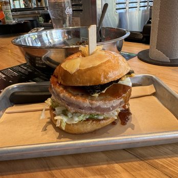Hopdoddy Burger Bar - Burgers Near Me - Sandy Springs, Georgia