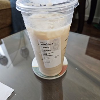 Starbucks - Blonde Vanilla Latte - Coffee & Tea Near Me - Portland, Oregon Starbucks - Blonde Vanilla Latte - Coffee & Tea Near Me - Portland, Oregon