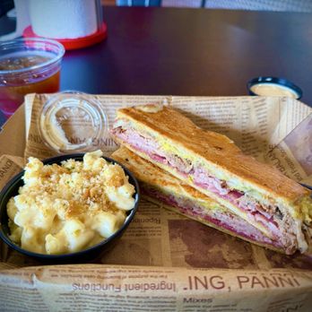 Station House BBQ - Smokin Cuban NOW AVAILABLE DAILY - Barbeque Near Me - Tampa, Florida Station House BBQ - Smokin Cuban NOW AVAILABLE DAILY - Barbeque Near Me - Tampa, Florida