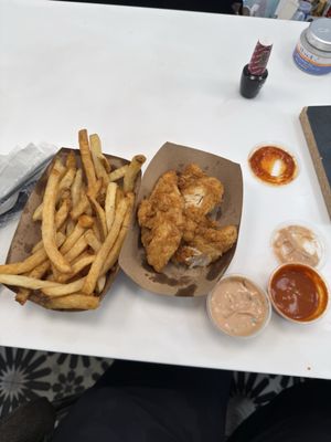 Rock's Chicken & Fries by null