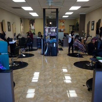 Family Salon - Always clean and shiny floors - Blow Dry/Out Services Near Me - Escondido, California