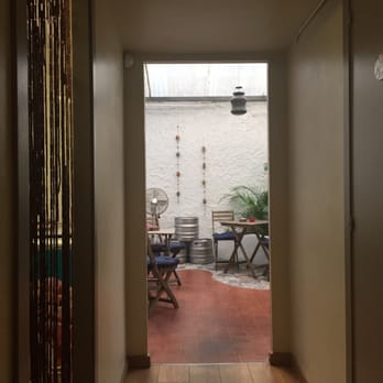 Felice - Calm backyard - Asian Fusion Near Me - Barcelona, B Felice - Calm backyard - Asian Fusion Near Me - Barcelona, B