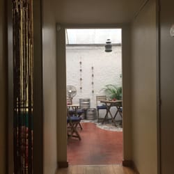 Felice - Calm backyard