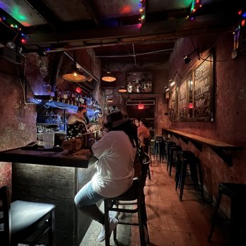 La Factoría - Vibe - Cocktail Bars Near Me - San Juan, Puerto Rico La Factoría - Vibe - Cocktail Bars Near Me - San Juan, Puerto Rico