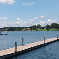 Martin's Landing - Beautiful day on lake Murray