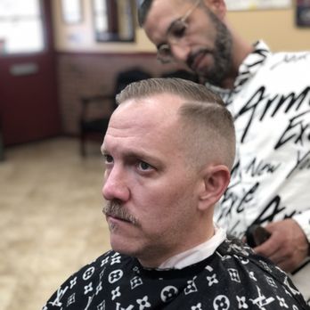 Shaving Groom Barbershop - Trim dot com - Barbers Near Me - Phoenix, Arizona Shaving Groom Barbershop - Trim dot com - Barbers Near Me - Phoenix, Arizona