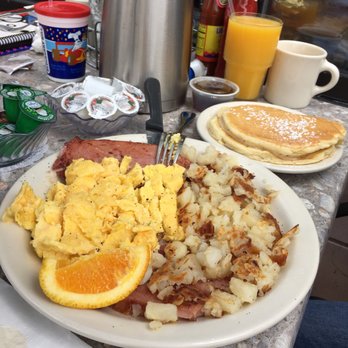 Blueberry Hill - Breakfast & Brunch Near Me - La Grange, Illinois Blueberry Hill - Breakfast & Brunch Near Me - La Grange, Illinois