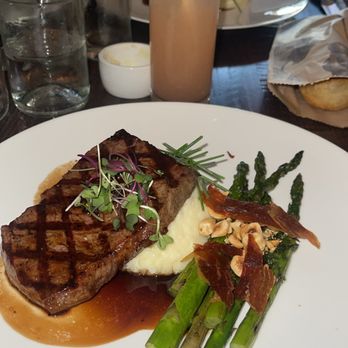 Watertable - 8 8oz Prime New York - New American Near Me - Huntington Beach, California