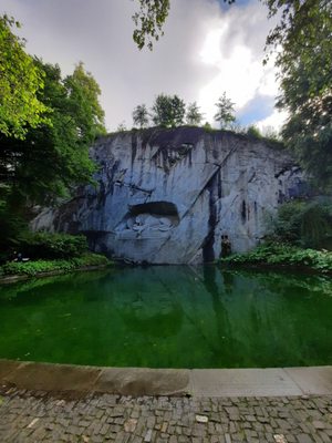 Lion Monument by null