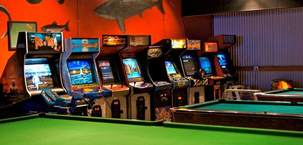 Howler's Family Restaurant and Amusements by null