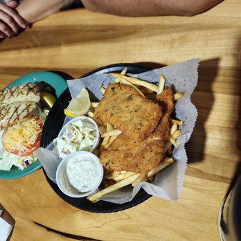 Coconuts Fish Cafe - Fish & Chips - Seafood Near Me - Kihei, Hawaii