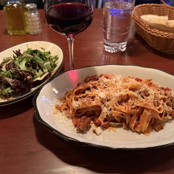 Cibo - The pasta bolognese, a house side salad and vino rosso - Pizza Near Me - Phoenix, Arizona