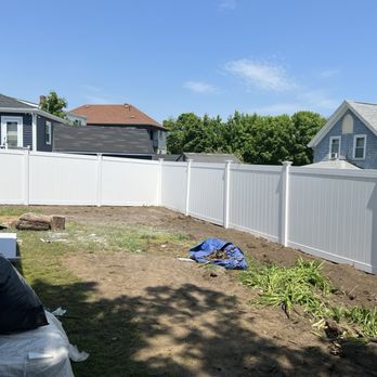 Blocks & Bricks - Fence - Masonry/Concrete Near Me - Boston, Massachusetts