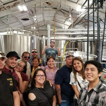 Honolulu Brews Cruise - Waikiki Brewing Company - Beer Tours Near Me - Honolulu, Hawaii Honolulu Brews Cruise - Waikiki Brewing Company - Beer Tours Near Me - Honolulu, Hawaii