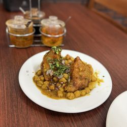Standard Sweets & Spices - 1. Samosa Chana
