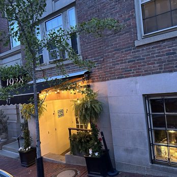 1928 BEACON HILL - Updated December 2025 - 277 Photos & 244 Reviews