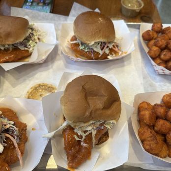 Krush Burger - Buffalo chicken sliders and sweet potato tots - Burgers Near Me - Roseville, California