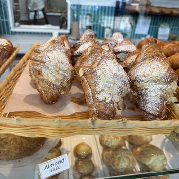 Charmaine Sweets - Bakeries Near Me - Toronto, Ontario Charmaine Sweets - Bakeries Near Me - Toronto, Ontario
