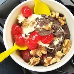 Yogurt Vi - It's no sugar added Cheesecake flavor with cherries and chocolate flakes and walnuts.  We love it!