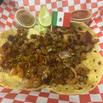 Bori-Mex - Food Trucks Near Me - El Paso, Texas
