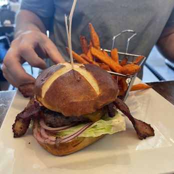Crafted Tap House and Kitchen - New American Near Me - Coeur D'alene, Idaho