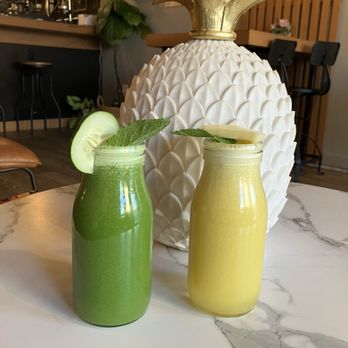 Summer Tap Juice Bar - Pineapple and green smoothie! Yummy! - Juice Bars & Smoothies Near Me - Sarasota, Florida