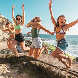 Newport Sunglass Shop - Look your coolest on our beaches