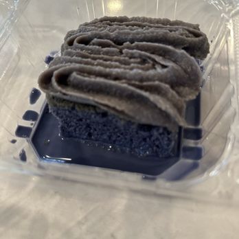 Cafe 86 - Ube tres leche - Desserts Near Me - Las Vegas, Nevada