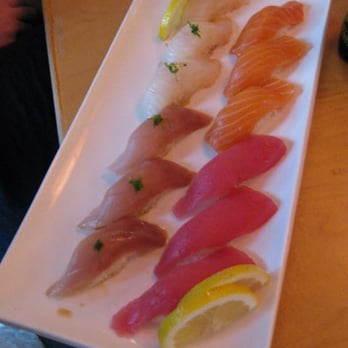 Go Go Sushi - Maguro, Sake (Salmon), Albacore, and White Tuna nigiri sushi - Sushi Bars Near Me - Pasadena, California