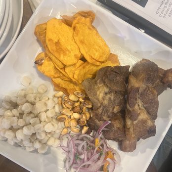 Los Incas - Pork - Peruvian Near Me - O'Fallon, Missouri