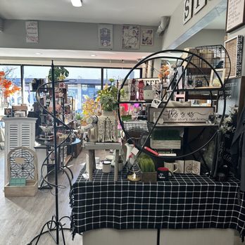 Sparkle GIFTS AND WHATNOTS - Gift Shops Near Me - Renton, Washington Sparkle GIFTS AND WHATNOTS - Gift Shops Near Me - Renton, Washington