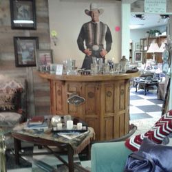 Rockin Estate Resale