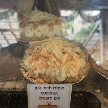 Dahlia Bakery - Baby coconut cream pie - Bakeries Near Me - Seattle, Washington