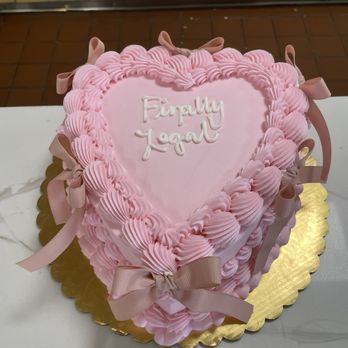 Amy's Pastry - A coquette cake - Bakeries Near Me - Montebello, California Amy's Pastry - A coquette cake - Bakeries Near Me - Montebello, California