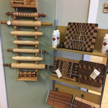 Tamayta - a display of wooden rolling pins and cutting boards - Knife Sharpening Near Me - Lincoln, Nebraska Tamayta - a display of wooden rolling pins and cutting boards - Knife Sharpening Near Me - Lincoln, Nebraska