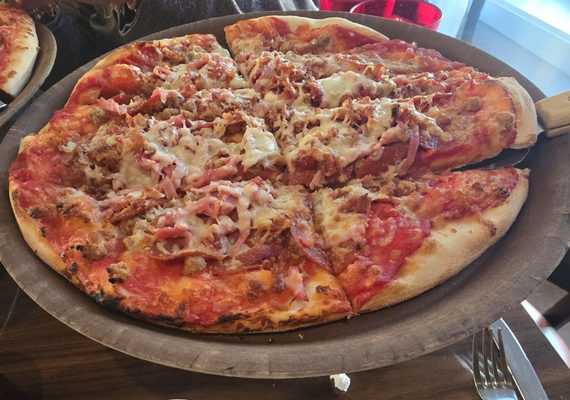 Bruno's Pizza by null