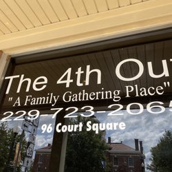 The 4th Out Sports Bar & Grill