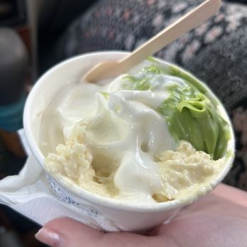 Santorini Spoon - Greek tart with coconut and matcha cream. Matcha is not bitter, and the yogurt is very light. Over all 10/10 - Ice Cream & Frozen Yogurt Near Me - Cleveland, Tennessee Santorini Spoon - Greek tart with coconut and matcha cream. Matcha is not bitter, and the yogurt is very light. Over all 10/10 - Ice Cream & Frozen Yogurt Near Me - Cleveland, Tennessee