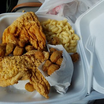 Chatman's Chicken - Awesome people. Food is wayyy good! That's it . Wonderful! I think my car will know how to get here in its own.... - Fast Food Near Me - San Antonio, Texas Chatman's Chicken - Awesome people. Food is wayyy good! That's it . Wonderful! I think my car will know how to get here in its own.... - Fast Food Near Me - San Antonio, Texas