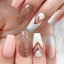 Monis Nagel Studio