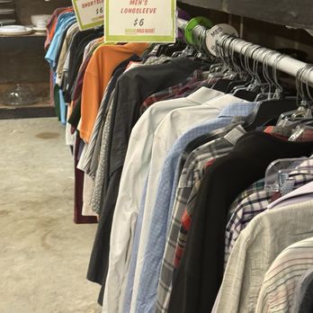 Austin Pets Alive! Thrift - Burnet - Thrift Stores Near Me - Austin, Texas Austin Pets Alive! Thrift - Burnet - Thrift Stores Near Me - Austin, Texas