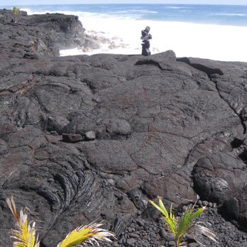 Kaimu Black Sand Beach - Beaches Near Me - Pahoa, Hawaii