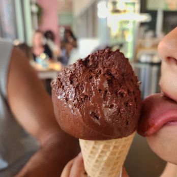 Miharu Ice Cream - Dark vegan chocolate - Ice Cream & Frozen Yogurt Near Me - Oakland, California Miharu Ice Cream - Dark vegan chocolate - Ice Cream & Frozen Yogurt Near Me - Oakland, California