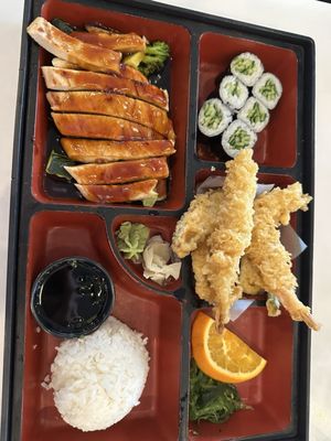 Sansu Sushi and Cocktails by null
