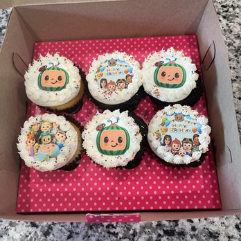 Smallcakes Ahwatukee - Cupcakes Near Me - Phoenix, Arizona Smallcakes Ahwatukee - Cupcakes Near Me - Phoenix, Arizona