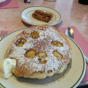 50's Diner - Banana pancakes HUGE - American Near Me - Dedham, Massachusetts