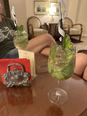 Hotel Lancelot by null