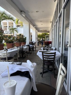 Ayesha Indian Fine Dining - Key Biscayne by null